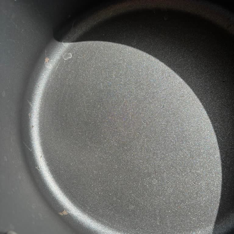 Karaca Züccaciye Karaca'nın Çizilmez Tencere Setinde Oluşan Çizikler