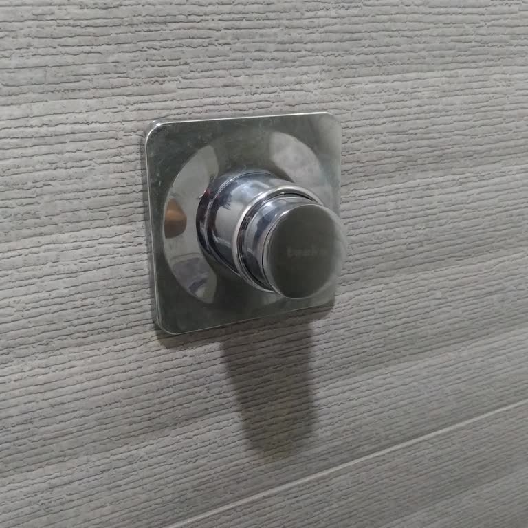 Teska Sifon Su Akıtıyor