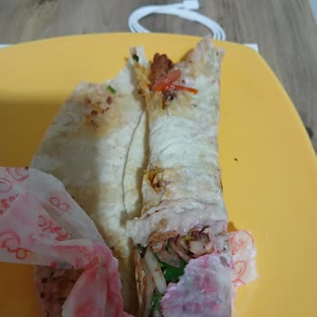 GetirYemek Yemeği 2 Saatte Bozuk Getirdi
