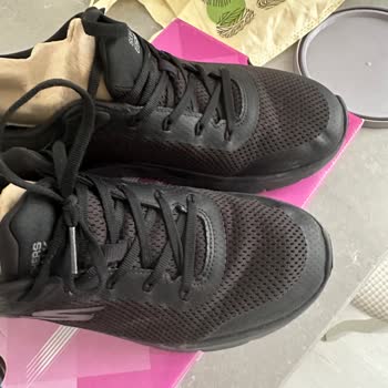 Skechers Markasının Ürününe Sahip Çıkmaması