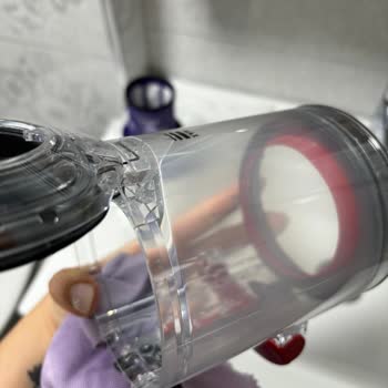 Dyson V12 Detect Slim Hazne Buğulanma Sorunu