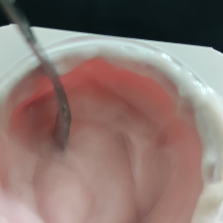 Sütaş Ekşi Ve Kokuyor