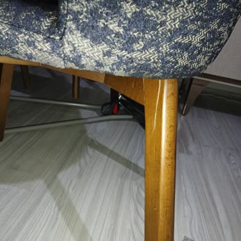 Enza Home Neta Yemek Masası Sandalyeleri Kırıldı