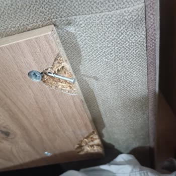 Doğtaş Mobilya Kırılan Çöp Yatak