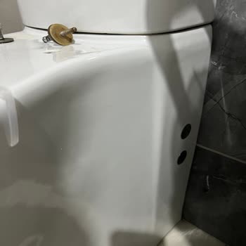 Seramiksan Klozet Sabitleme Menteşesi Bulunamaması