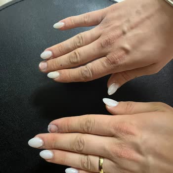 Eylül Öztürk Nail Spa Protez Jel Tırnak