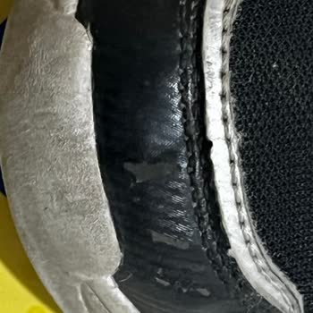 Skechers'tan 2 Ayda Yıpranan Yüksek Fiyatlı Ayakkabı, Reddedilen Talep!