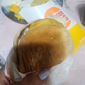 Burger King Siparişim Küflü Ekmek İle Geldi