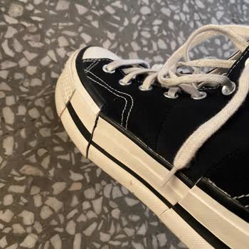 Converse Hatalı Ürünün Değişimini Yapmıyor