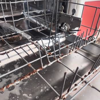 Arçelik Bulaşık Makinesi Sepet Paslandı