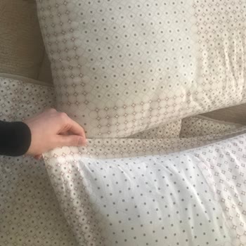 Yataş Bedding Nevresim Setinde Farklı Yastık Kılıfları