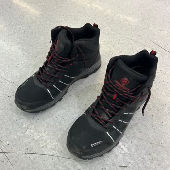 Samsun Çarşı Mağazasından Aldığımız Lumberjack Ayakkabı Kokusu