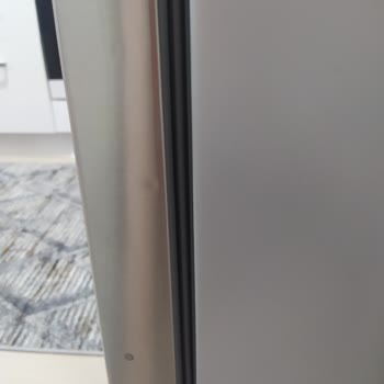 Arçelik Buzdolabı İnox Göçük