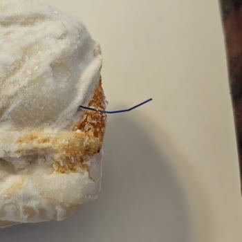 Superfresh Dondurulmuş Patatesli Börek Ürününde Yabancı Madde