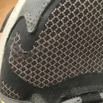 FashFed Ayakkabıda Yırtık Oluşması