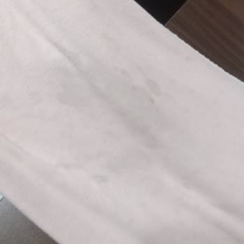 Profilo Çamaşır Makinesinden Gelen Gri Yağ Lekeleri