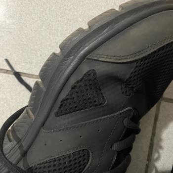 Skechers Ayakkabı İç Astar Yırtılması Ve Soyulması