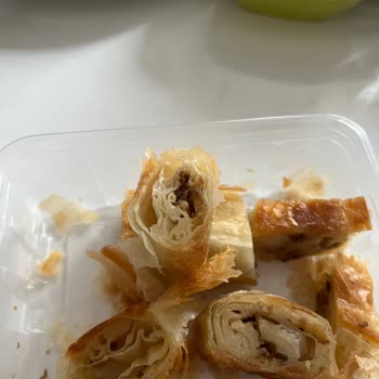 Meşhur Sarıyer Börekçisi Bayat, Eksik Ürün,Eksik Gramaj