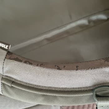 Thule Bag Thule Sırt Çantası Renk Bırakma Ve Soyulma Sorunu