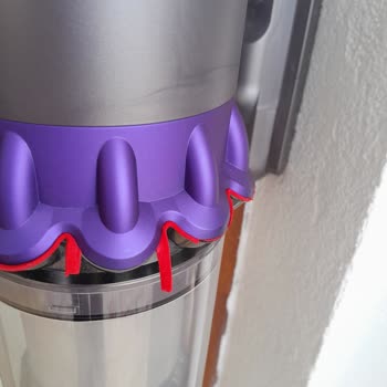 Dyson Malının Arkasında Durmuyor