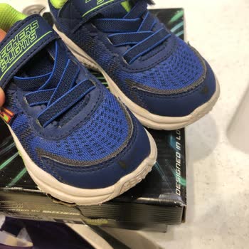 Skechers İndirimli Ürün Değil Kusurlu Ürün!