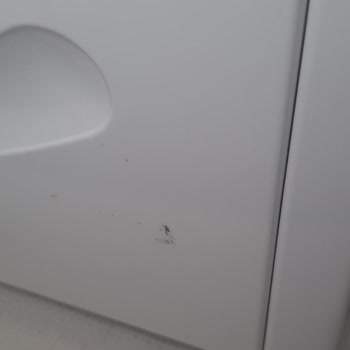 Siemens Markanıza Ait Buzdolabı Çamaşır Makinesinde Paslanmalar Mevcut