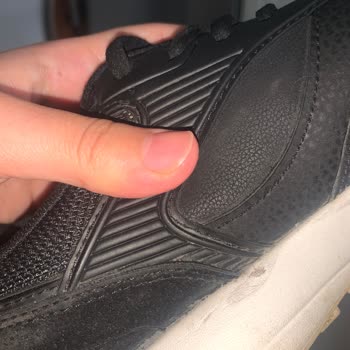 FLO Ayakkabı FLO İncelmeye Yolladığım Ayakkabı Giyilemez Bir Şekilde Geri Yollandı