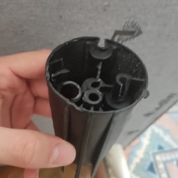 Ladin Mobilya Servisinin Müşterileri Zerre Umursamaması