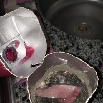 Dimes Meyve Suyunun Küflü Ve Bozuk Olması