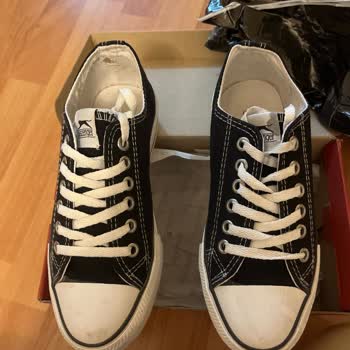 FLO Slazenger Ayakkabı Yırtıldı 2 Ayda 3 Defa Giydim Ve İlgilenmiyor