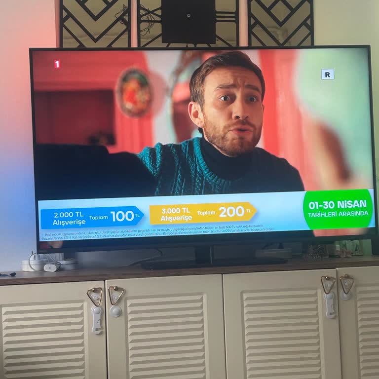 Yeni Philips TV'de Otomatik Açılan Arka Işık Sorunu