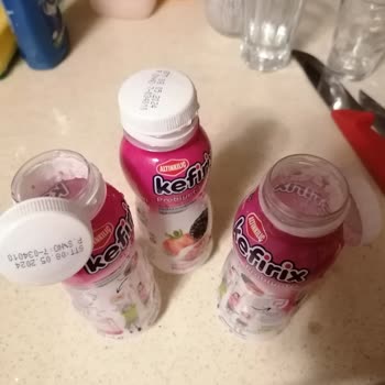 Altınkılıç Tüketim Tarihi Geçmemiş Kefir Buzdolabında Patladı.