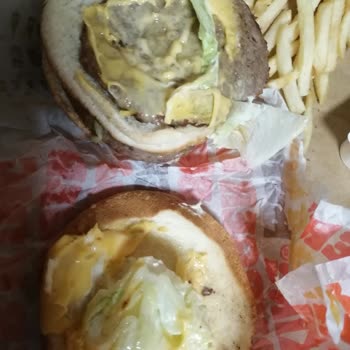 Burger King Kafasına Göre Çalışıyor