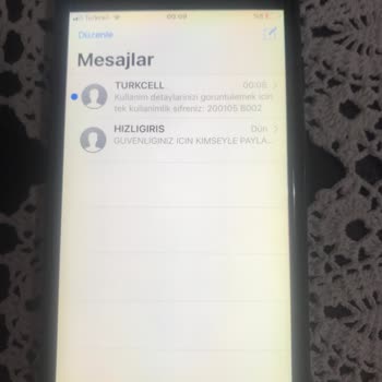 Turkcell Kendi Kendine (-) Tl Bakiye Yapıyor
