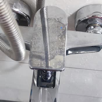 Asperox Banyomu Mahvetti Sözde Pas Lekesi İçindi