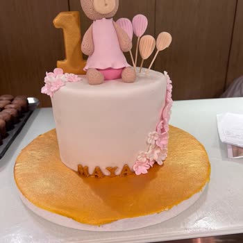 Ceviz Ağacı Pasta & Cafe Ceviz Ağacının Umursamaz Tavırları