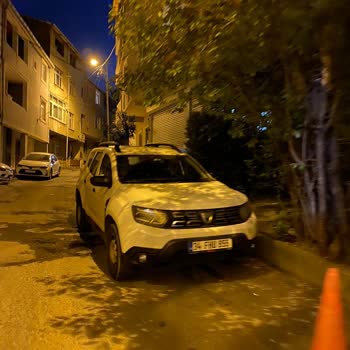 Duanın Ne Anlama Geldiğini Bilmeyen Ve Yerime Park Eden Tik Tak