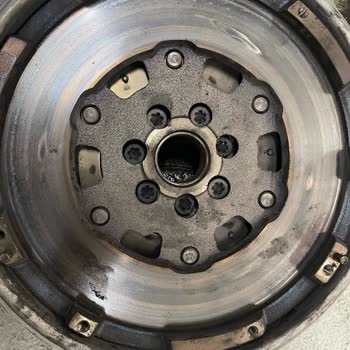 Renault Pişmanlıktır,Ne Servis Ne De Araç İyi Değil