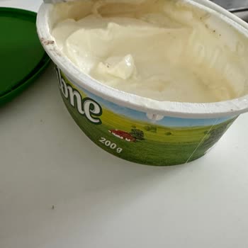 Sütaş Labne Buzdolabında Bozuldu