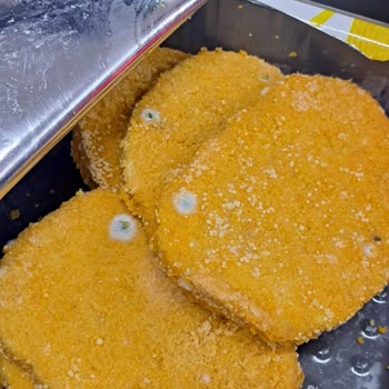 Son Tüketim Tarihi Olmamasına Rağmen Küflü Erpiliç Ürünü