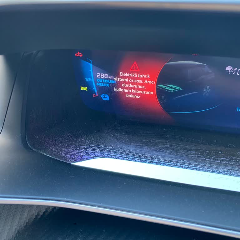 ZES Şarj İstasyonları ZES Elektrikli Şarj Araçta Arıza Uyarısı Vermesi