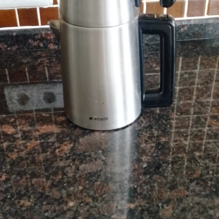 Arçelik Conta Kaçağı Olan Çaycı