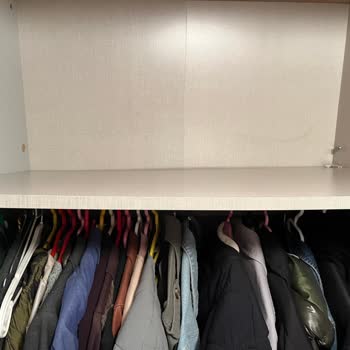 Kelebek Mobilya Kelebek Gardırop Rafları Kırılıyor