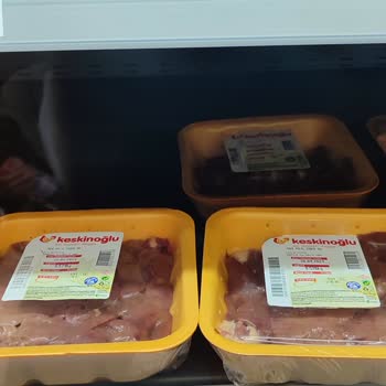 A101 Son Kullanma Tarihi Geçmiş Ürün Satıyor