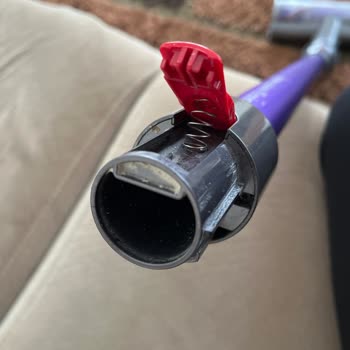 Dayson V10 Boru Tırnağı Kırılması