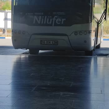 Nilüfer Turizm Otobüs Şoförünün Sürekli Telefonla Konuşması!