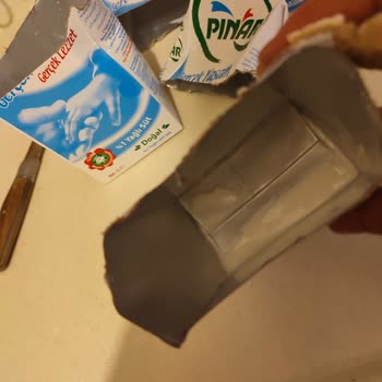Pınar Süt Paketin İçinden Peynir Parçaları Çıktı.