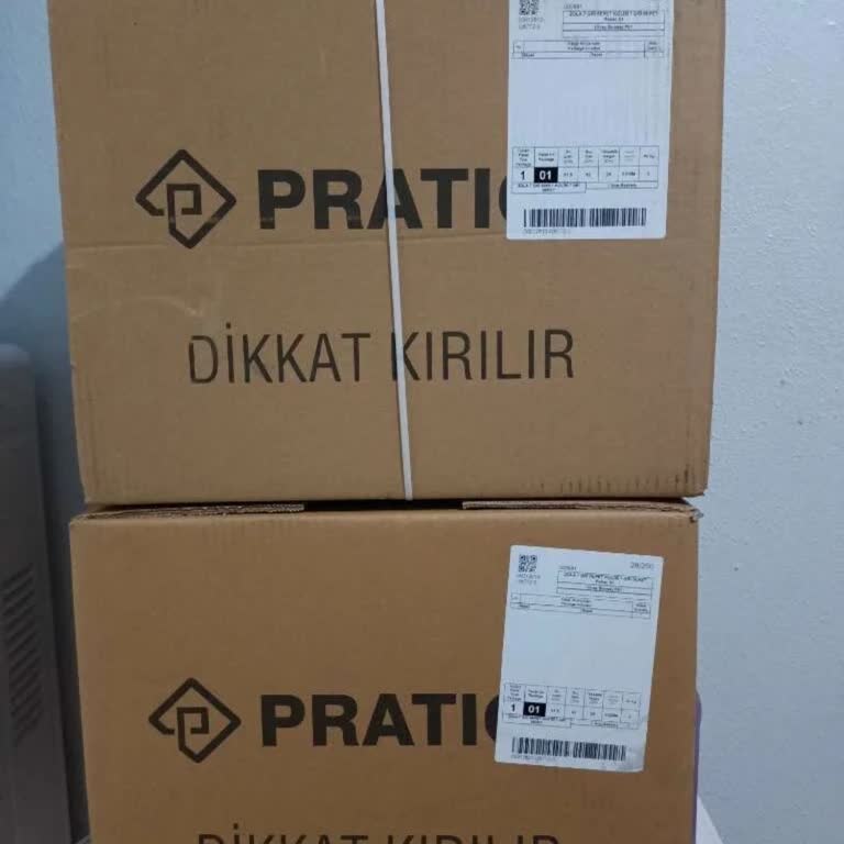 Pratico Dan Gelmeyen Oyuncak Dolabı