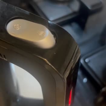 Arzum Çaycımın Açma Kapama Tuşundan Dumanlar Çıktı Evim Yanacaktı