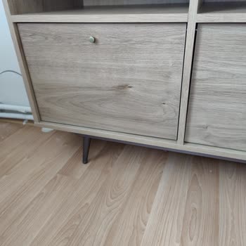 Divanev TV Ünitesi Mağazadaki Renk İle Eve Gelen Renk Farklı